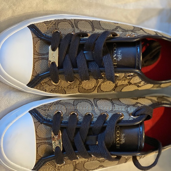 Coach sneakers. Brand new! - Picture 7 of 8
